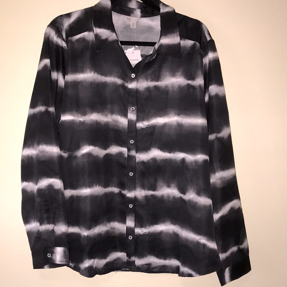 NWT Cato Tie Dye Button Front Shirt